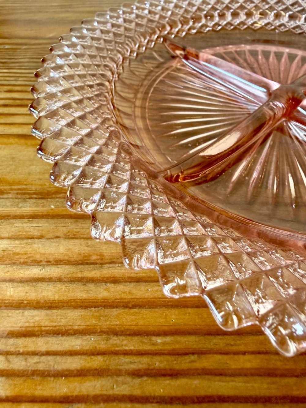 Anchor Hocking Miss America Pink Divided Relish Tray 8.75" - Picture 4 of 9